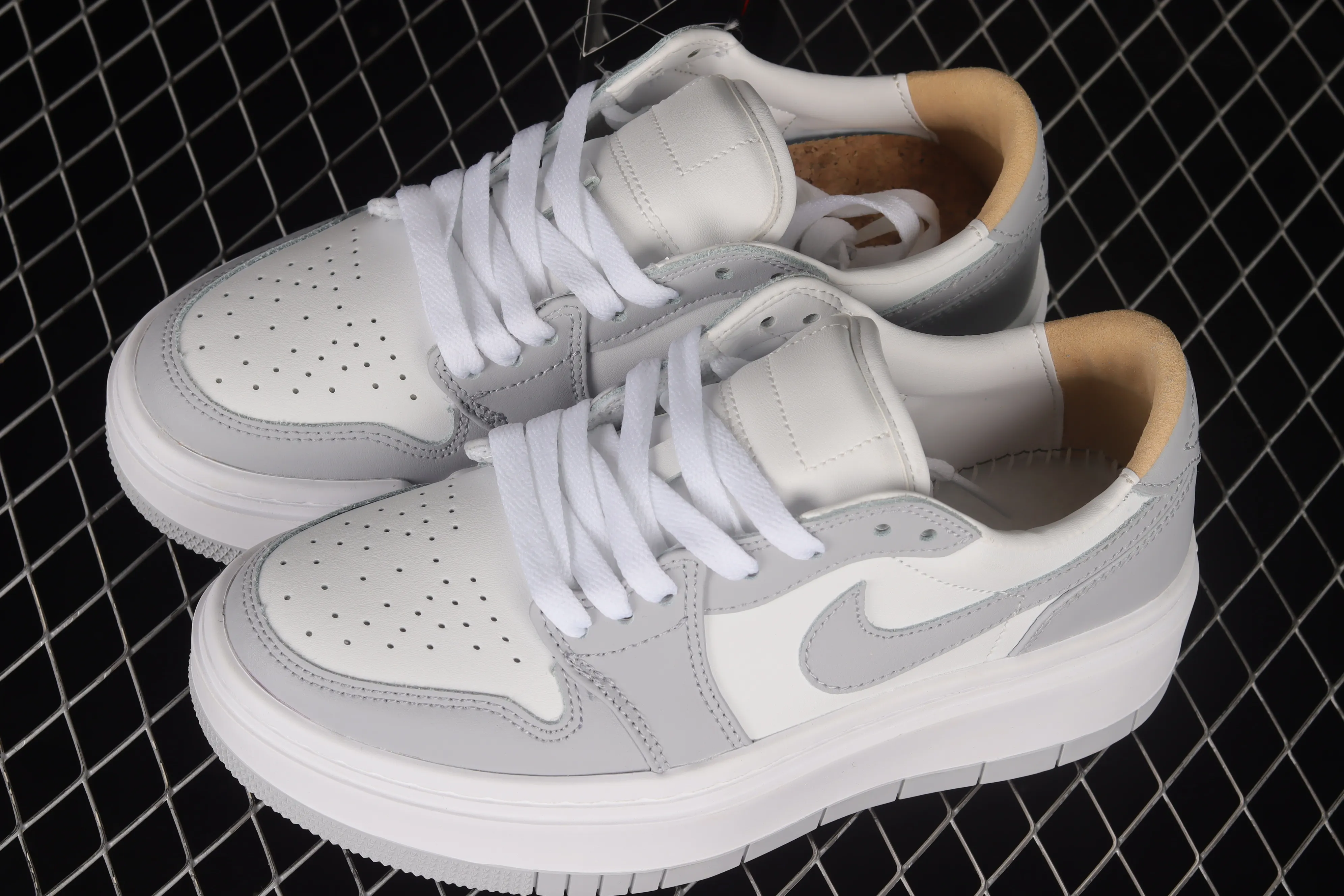All categories Air Jordan Jordan series basketball shoes Air Jordan 1 Low Air Jordan 1 Elevate Low SE "Wolf Grey" Little AJ thick-soled retro basketball shoes DH7004-100